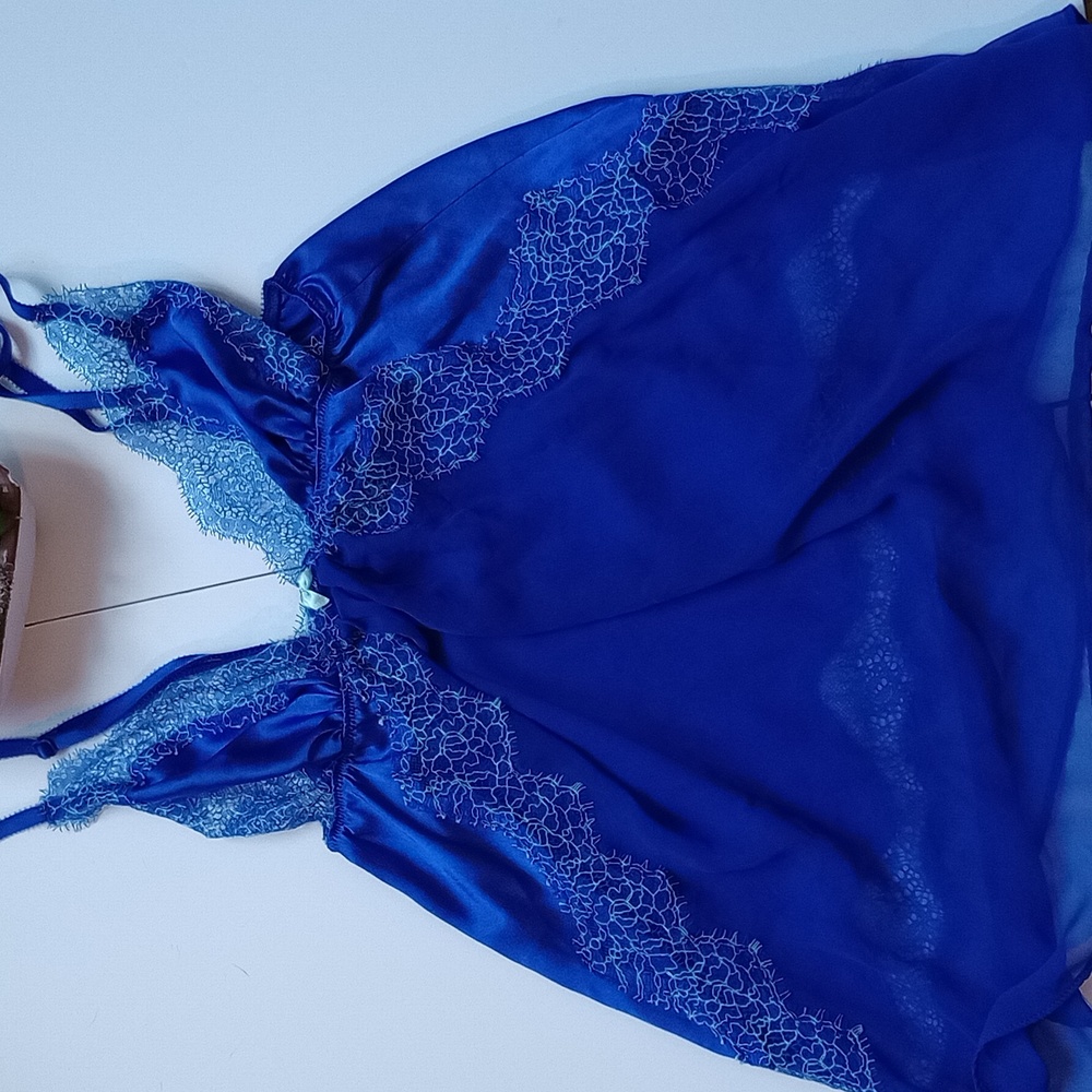 Victoria Secret night gown